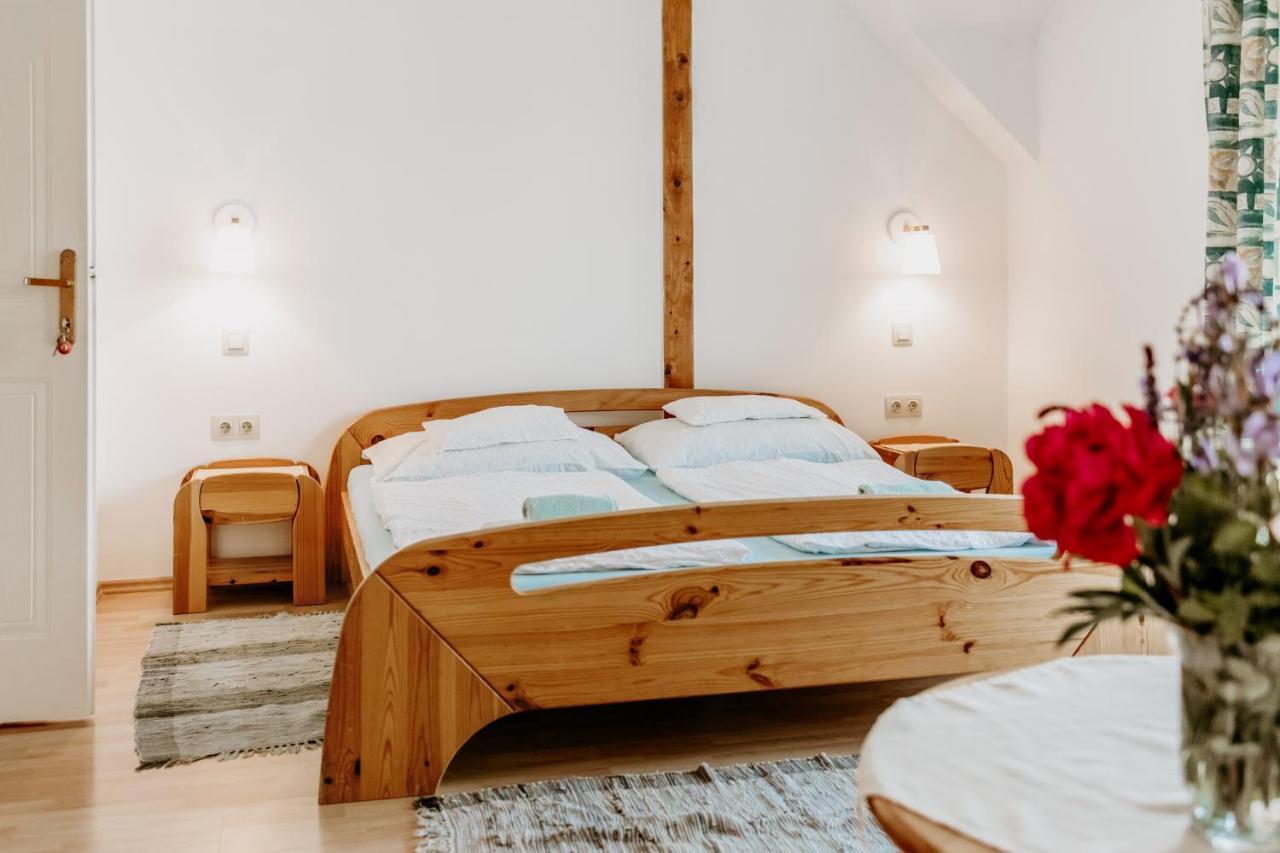 Kék Vendégház Family Resort Gyenesdiás Extérieur photo
