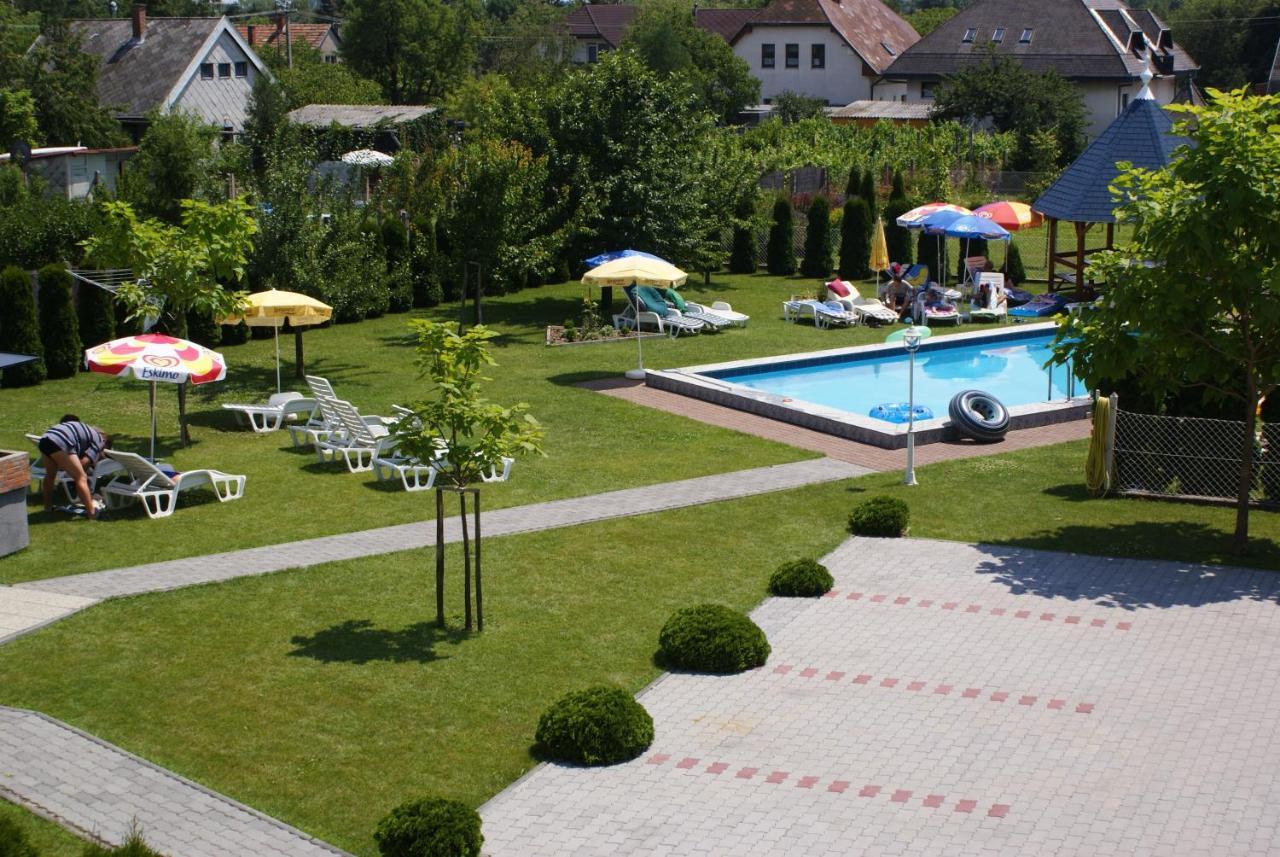 Kék Vendégház Family Resort Gyenesdiás Extérieur photo