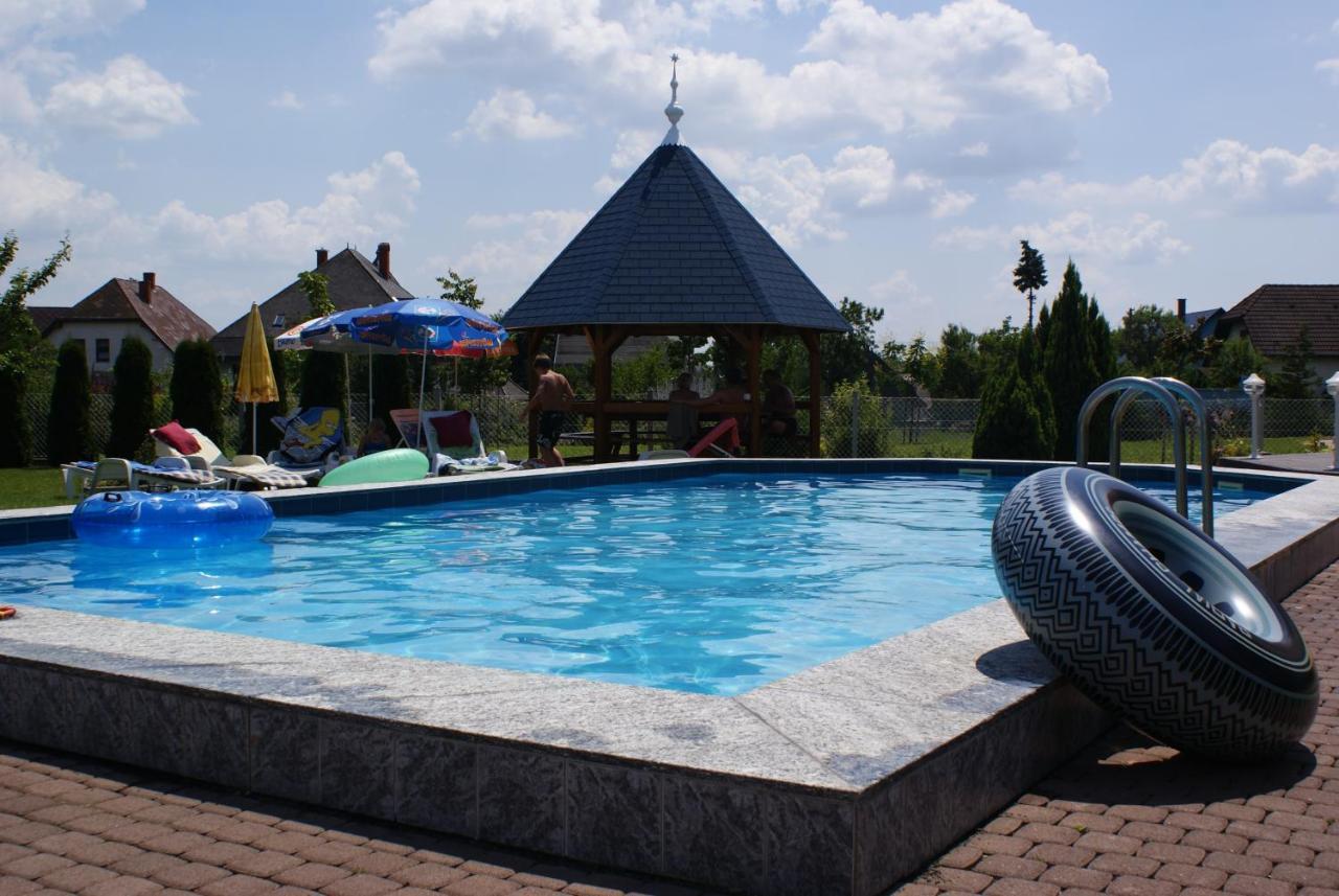 Kék Vendégház Family Resort Gyenesdiás Extérieur photo