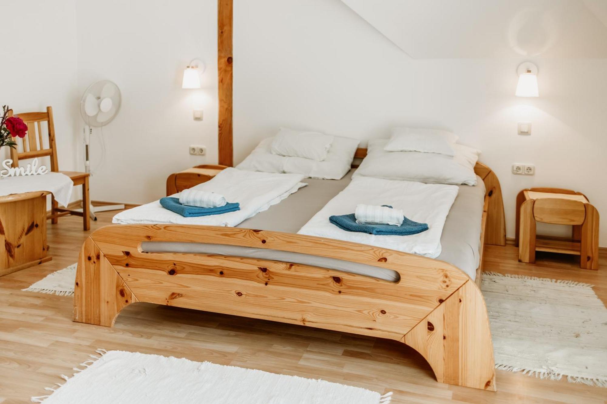 Kék Vendégház Family Resort Gyenesdiás Extérieur photo
